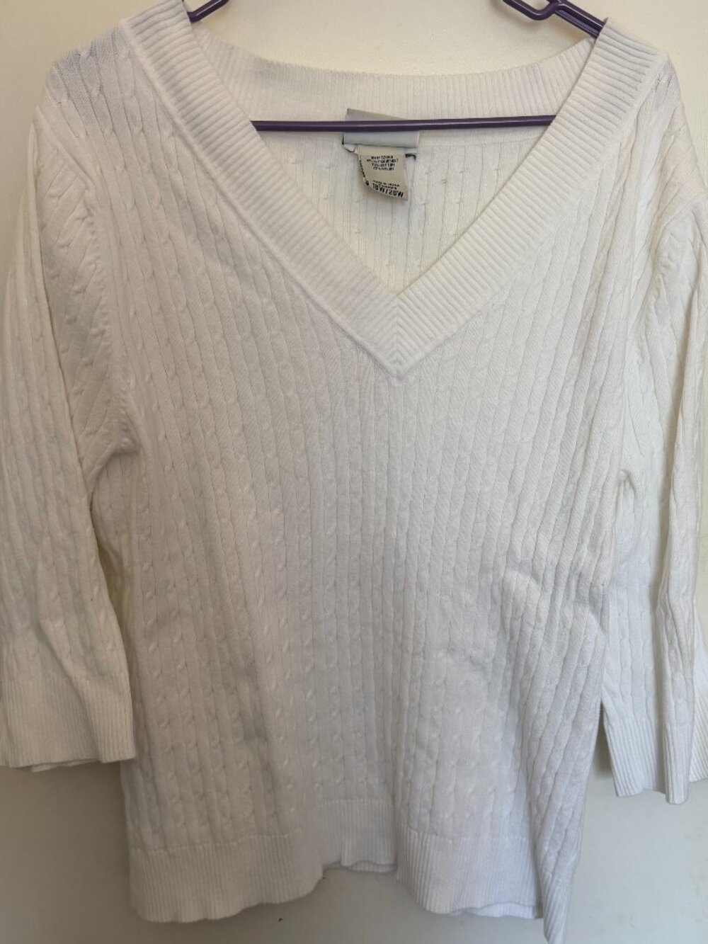 White Stag White V-Neck Sweater W 18-20